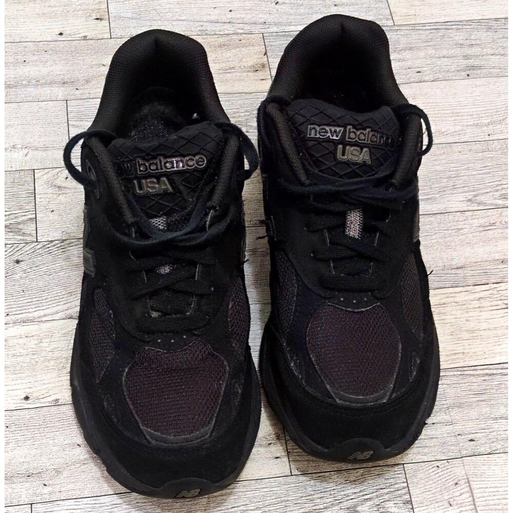 New Balance 990 Women’s Low Top Size 7.5 W Athletic Sneakers Black Mesh W990TB3